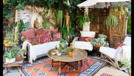 Kā izveidot stilīgu, bet funkcionālu āra ēdamzonu ar Boho dekoru idejām?