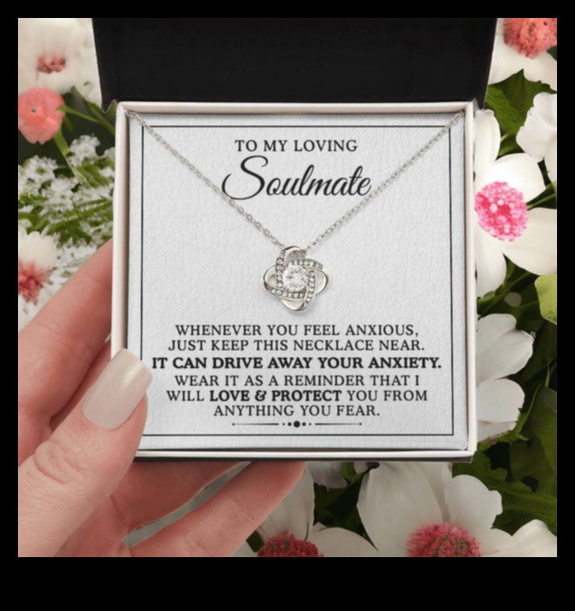 Mūžīgi dārgumi: klasiskas dāvanas mūžīgai mīlestībai